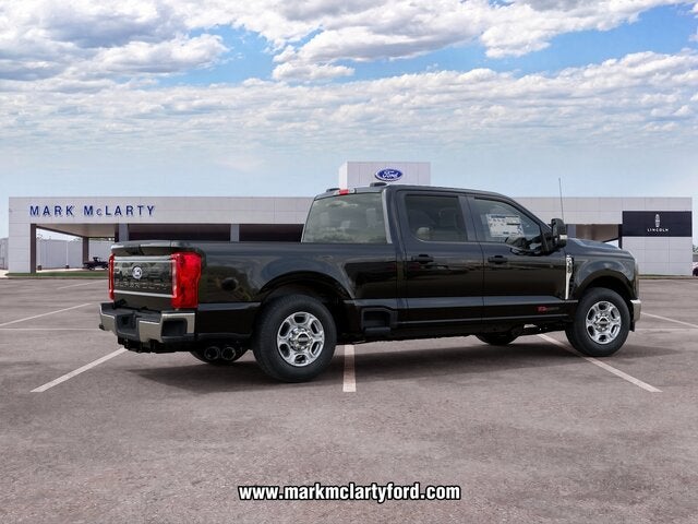 2027 Ford F-350SD XLT