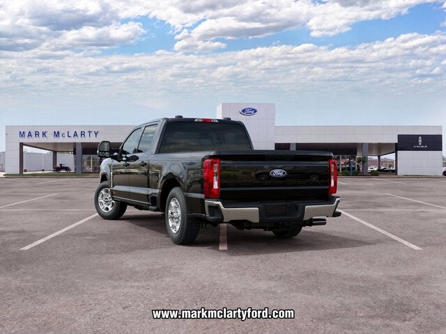 2027 Ford F-350SD XLT