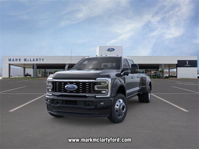 2026 Ford F-450SD Platinum DRW