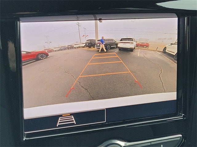 2023 Chevrolet Traverse LT Cloth w/2FL