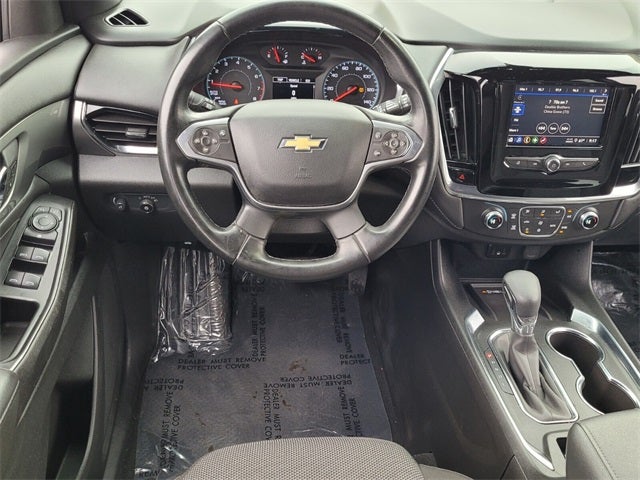 2023 Chevrolet Traverse LT Cloth w/2FL