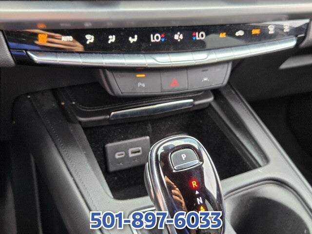 2024 Cadillac XT4 Premium Luxury