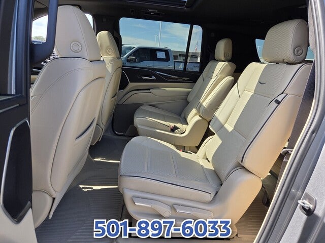 2023 Cadillac Escalade ESV Premium