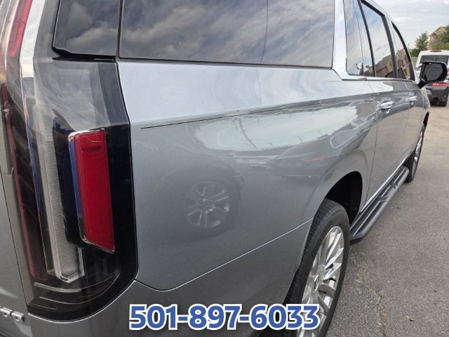 2023 Cadillac Escalade ESV Premium
