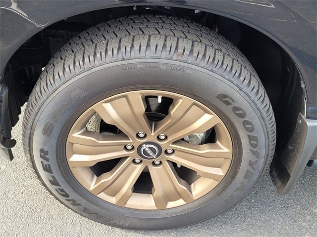 2024 Nissan Titan SV