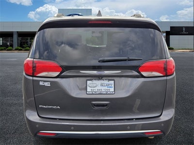 2020 Chrysler Pacifica Touring L