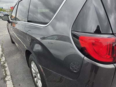 2021 Chrysler Voyager LXI