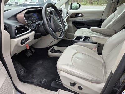 2021 Chrysler Voyager LXI