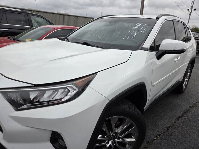 2020 Toyota RAV4 XLE Premium