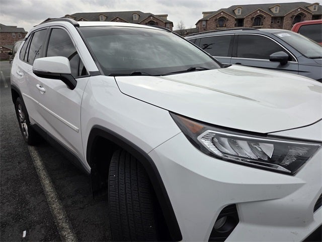 2020 Toyota RAV4 XLE Premium