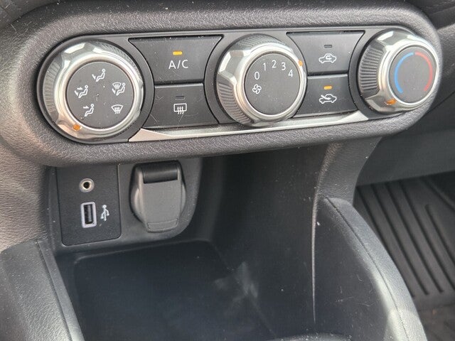 2024 Nissan Versa 1.6 S