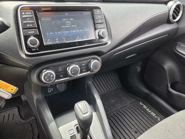 2024 Nissan Versa 1.6 S