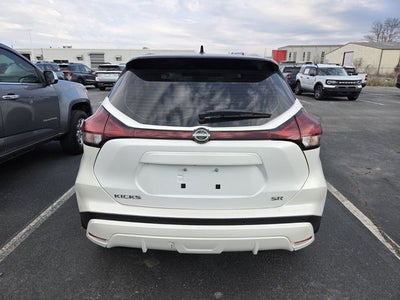 2023 Nissan Kicks SR
