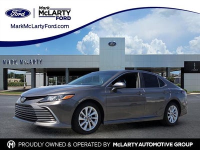 2022 Toyota Camry LE