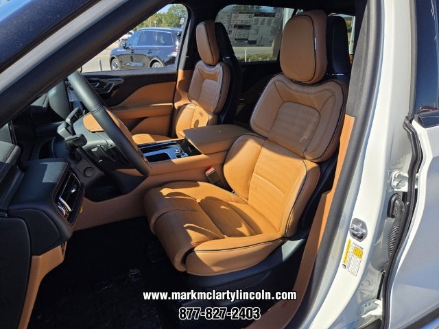2027 Lincoln Aviator Black Label Premium