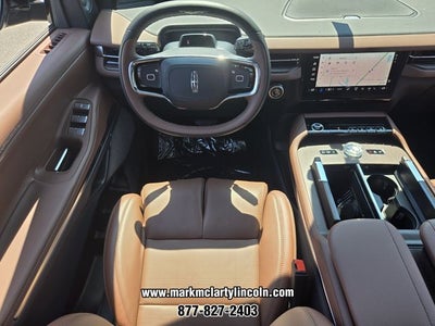 2027 Lincoln Navigator Reserve