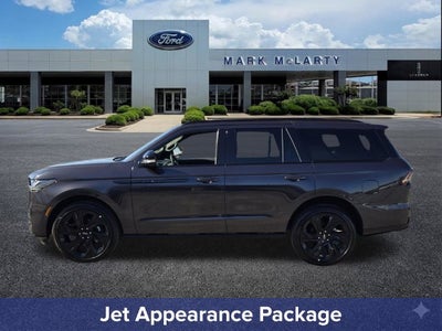 2027 Lincoln Navigator Reserve