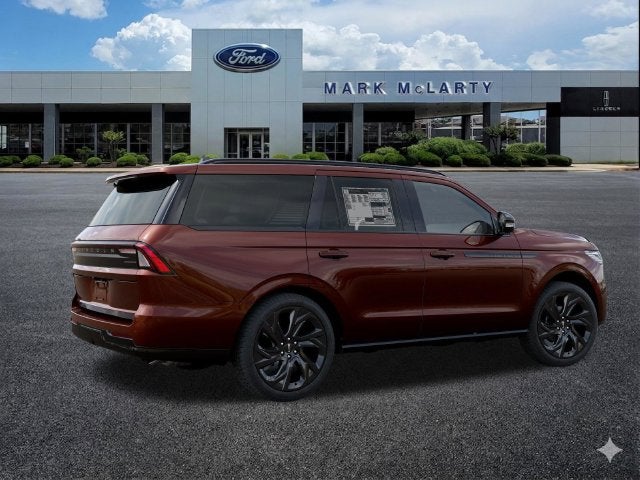 2027 Lincoln Navigator Reserve