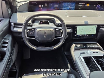 2027 Lincoln Navigator Reserve