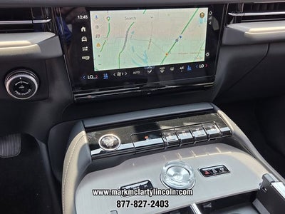 2027 Lincoln Navigator Reserve