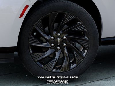 2027 Lincoln Navigator Reserve