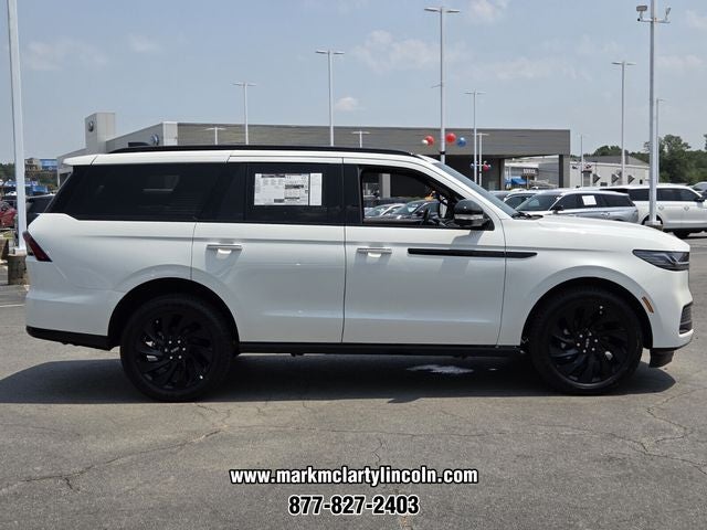 2027 Lincoln Navigator Reserve