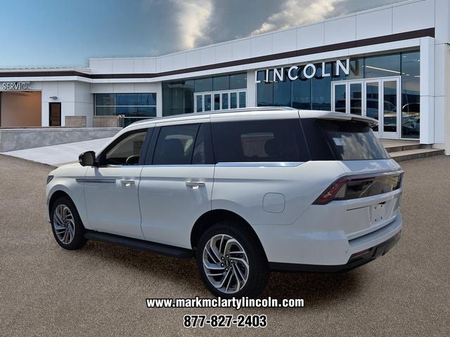 2027 Lincoln Navigator Premiere