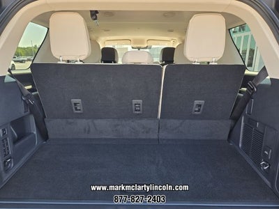 2027 Lincoln Navigator Premiere