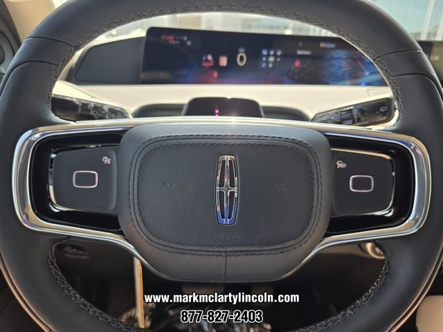 2027 Lincoln Navigator Premiere