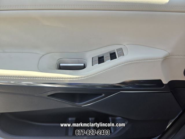 2027 Lincoln Navigator Premiere