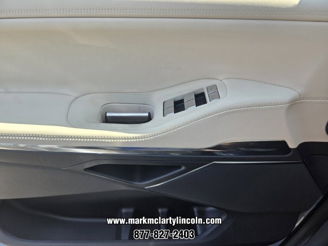 2027 Lincoln Navigator Premiere