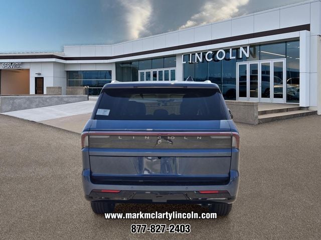 2027 Lincoln Navigator Premiere