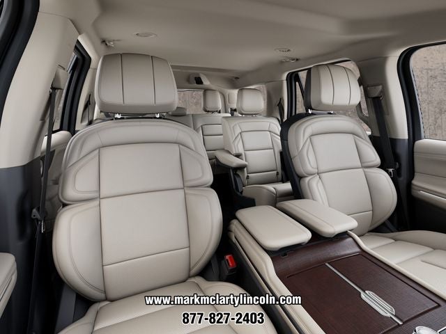 2027 Lincoln Navigator Premiere
