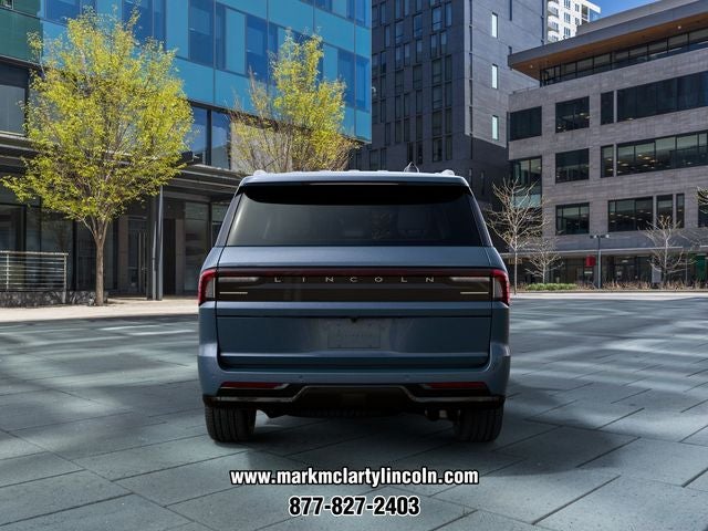2027 Lincoln Navigator Premiere