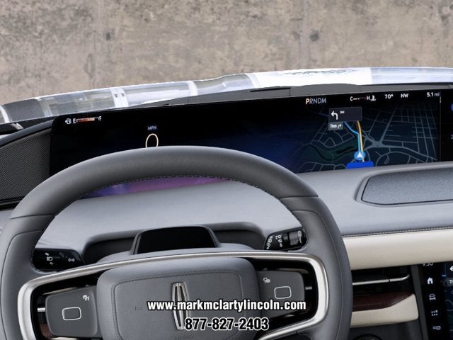 2027 Lincoln Navigator Premiere