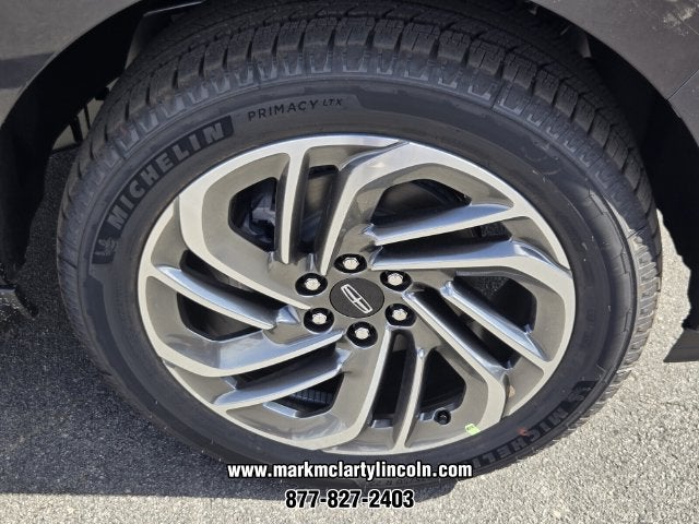 2027 Lincoln Navigator Premiere