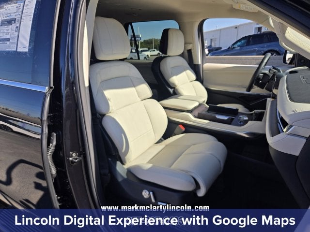 2027 Lincoln Navigator Premiere
