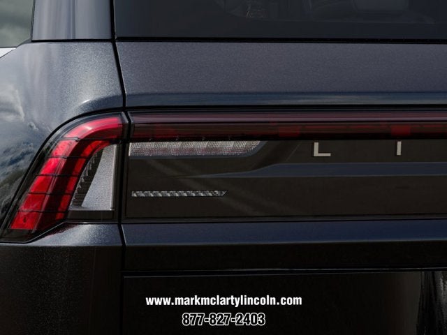 2027 Lincoln Navigator Premiere