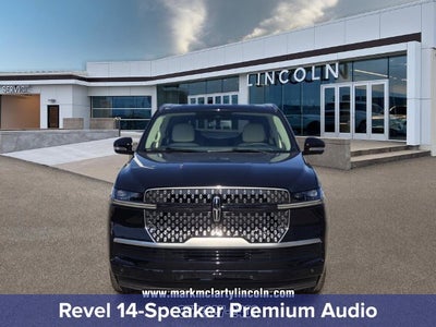 2027 Lincoln Navigator Premiere