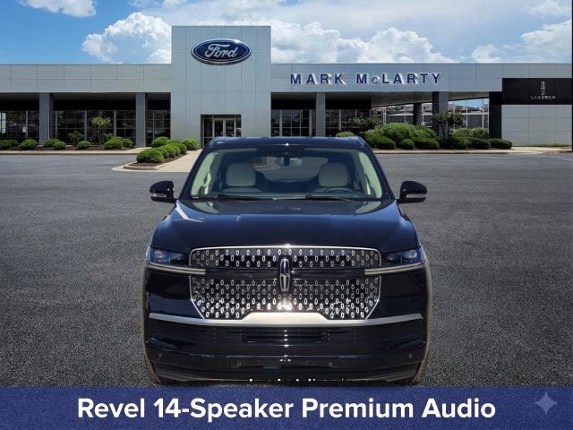 2027 Lincoln Navigator Premiere