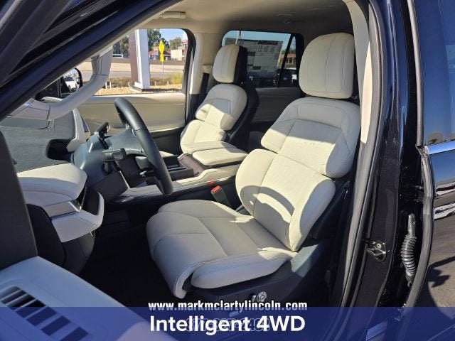 2027 Lincoln Navigator Premiere