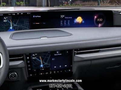 2027 Lincoln Navigator Premiere