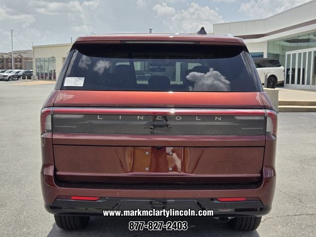 2027 Lincoln Navigator Premiere