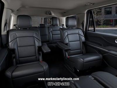 2027 Lincoln Navigator Premiere