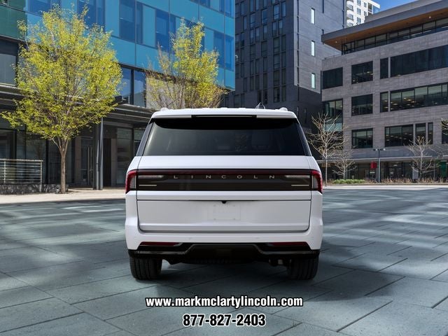 2027 Lincoln Navigator Premiere