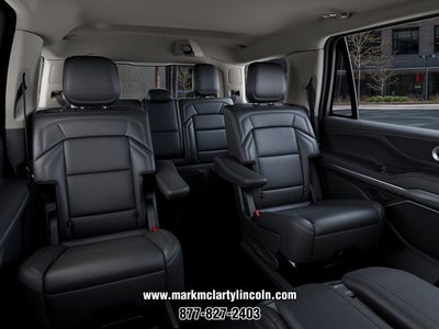 2027 Lincoln Navigator Premiere
