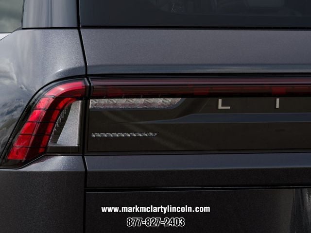 2027 Lincoln Navigator Premiere