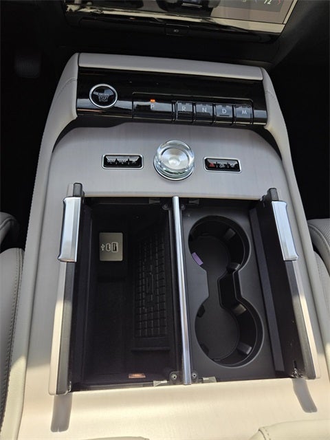 2025 Lincoln Navigator L Reserve