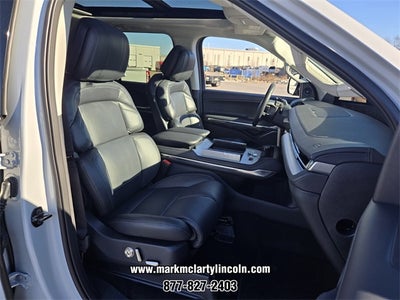 2026 Lincoln Navigator L Reserve