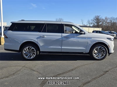 2026 Lincoln Navigator L Reserve